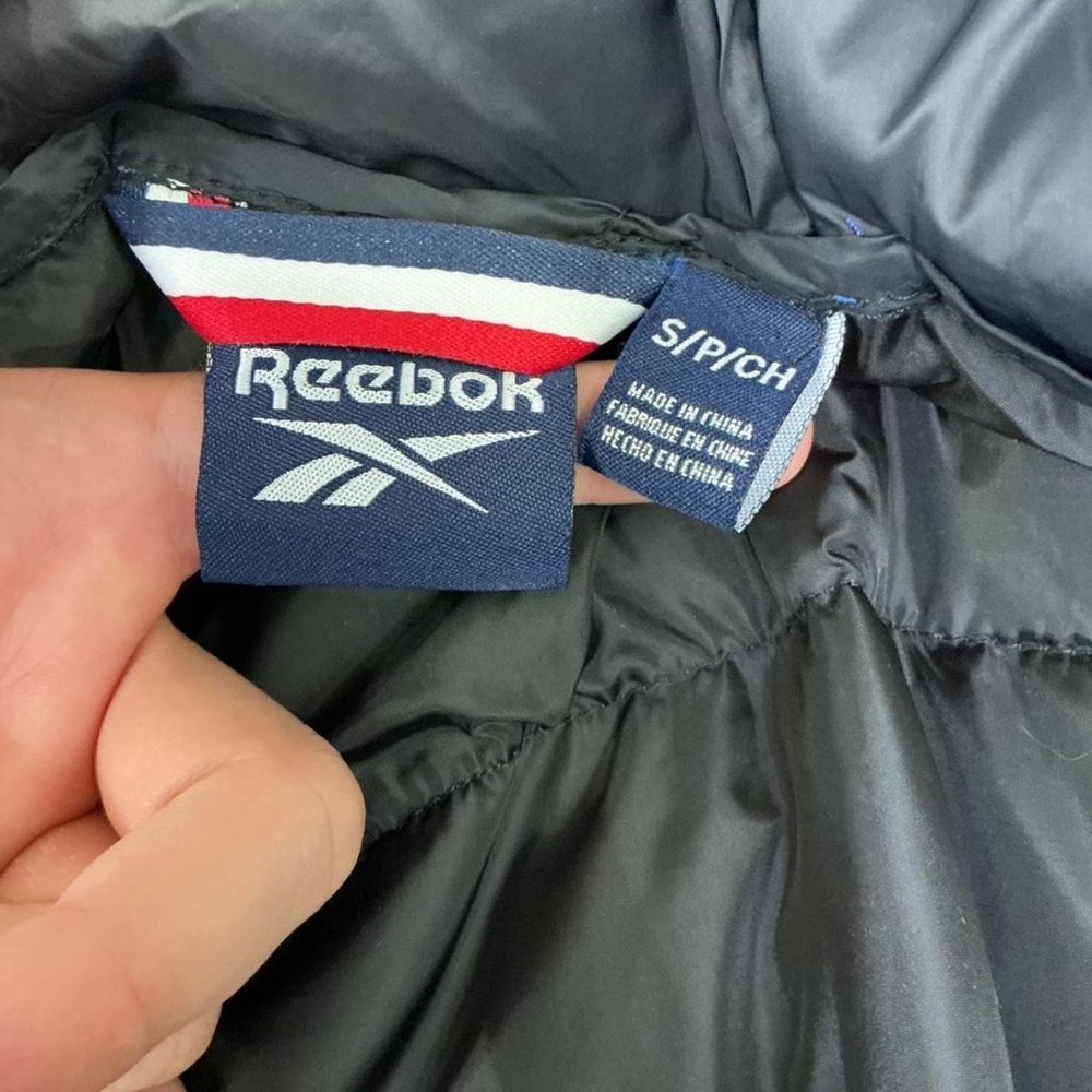 Amazon Essentials black puffer jacket‎ - Picture 3 of 6